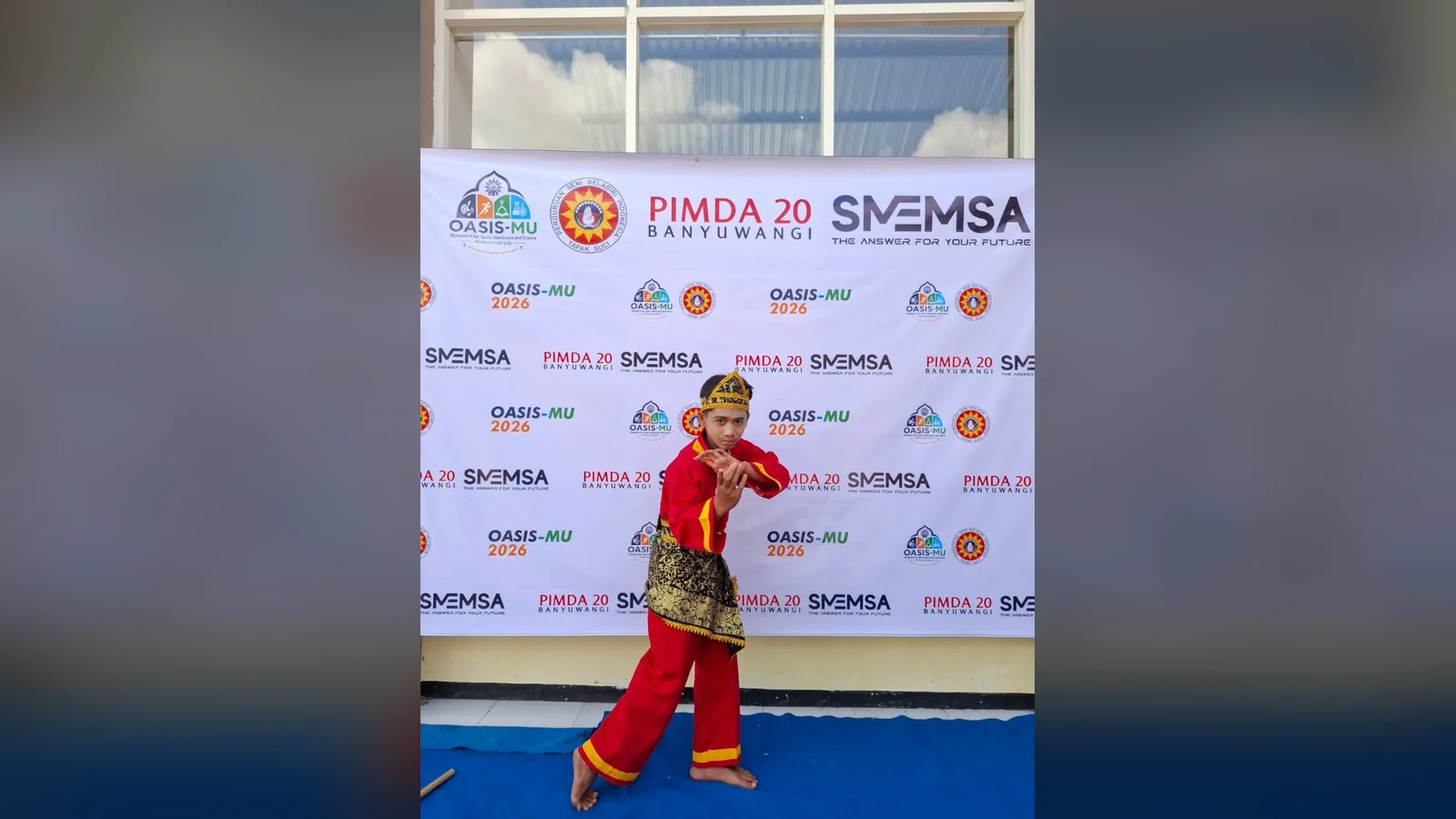 Foto Azka Maulana menampilkan jurus seni tunggal Tapak Suci pada OASISMU Banyuwangi 2026